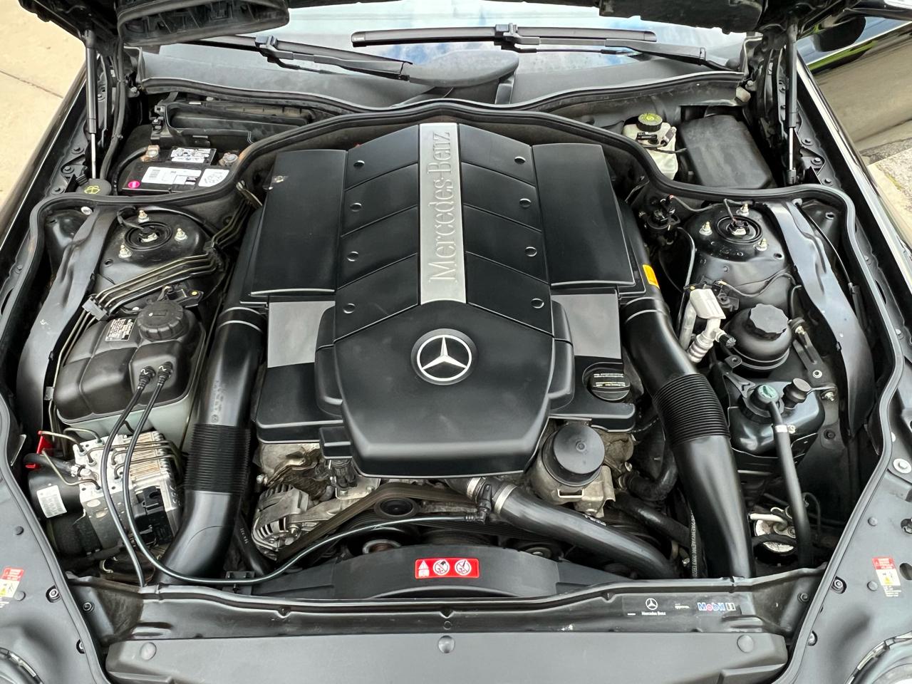 Mercedes-Benz SL-Class SL500 2004