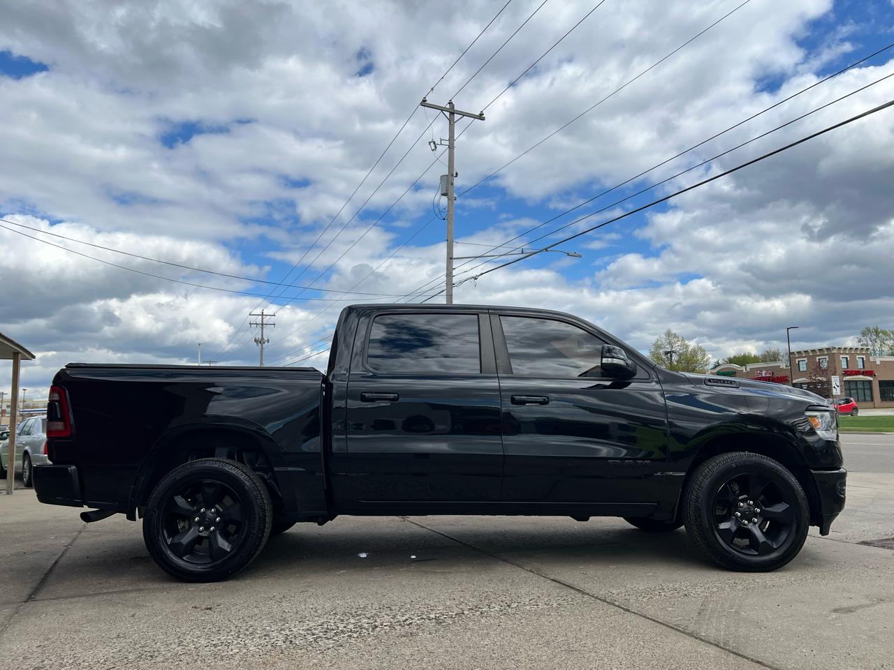 RAM 1500 Big Horn/Lone Star 4x4 Crew Cab 5'7" Box 2019