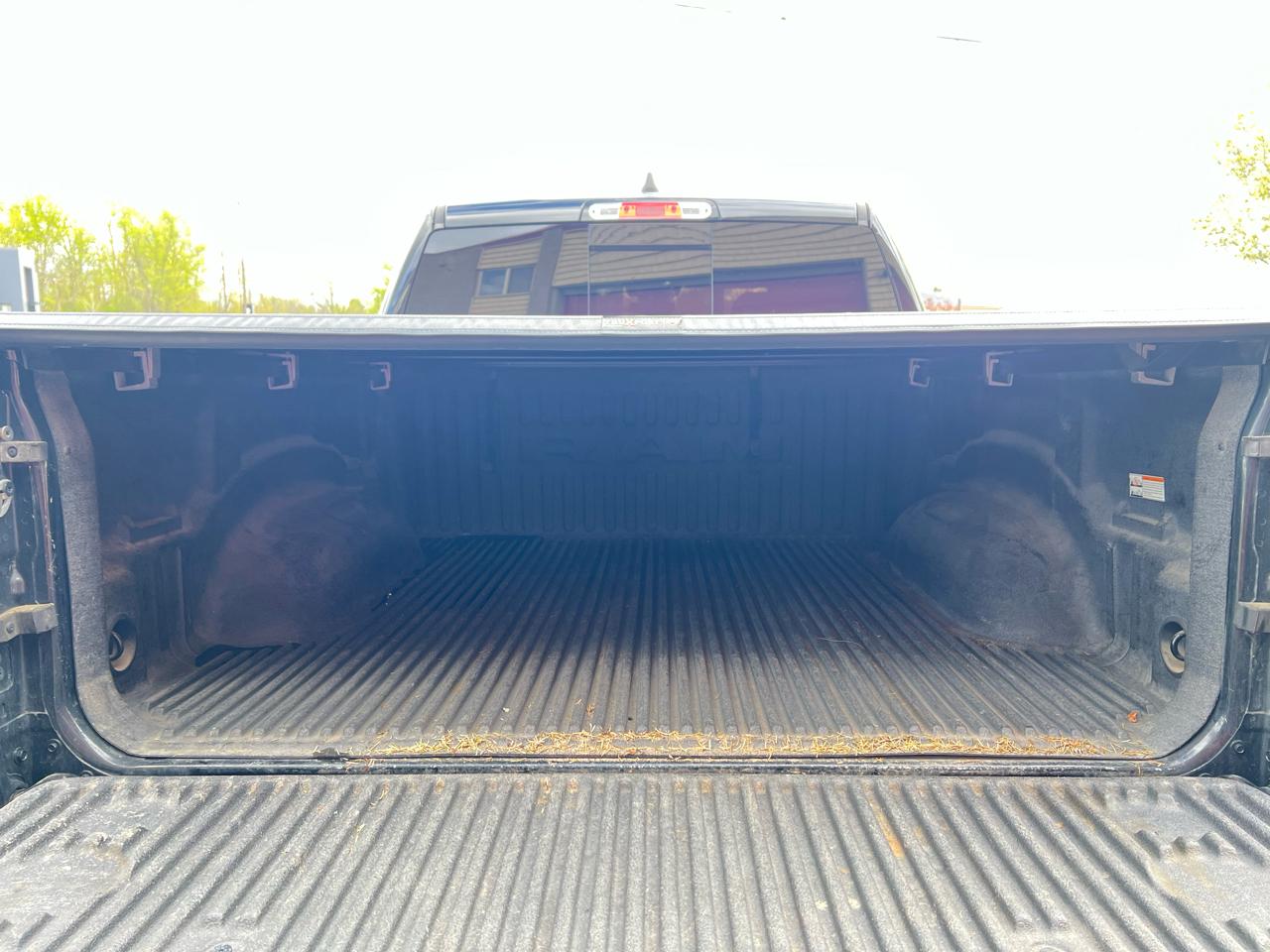 RAM 1500 Big Horn/Lone Star 4x4 Crew Cab 5'7" Box 2019