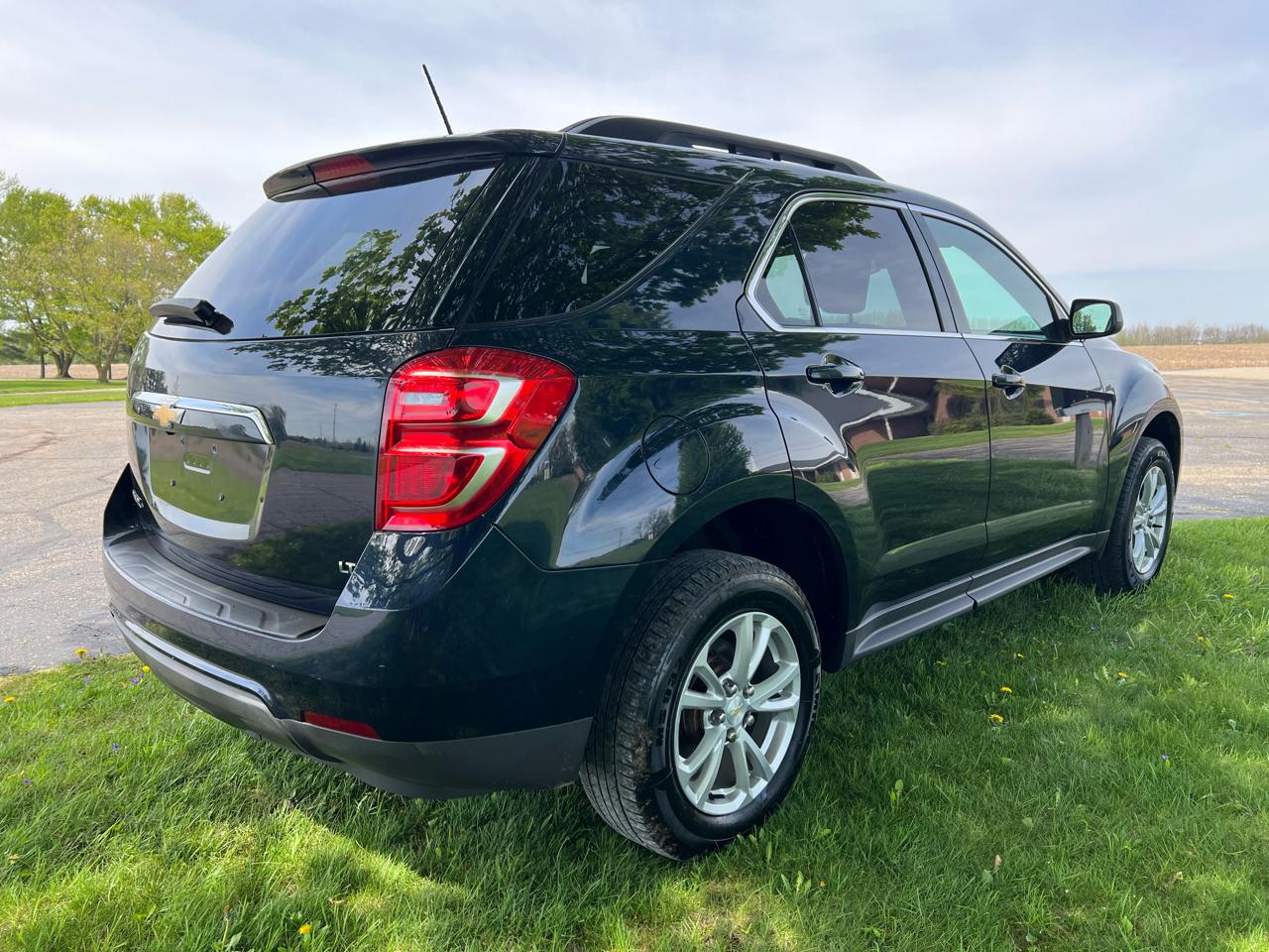 Chevrolet Equinox FWD 4dr LT w/1LT 2017