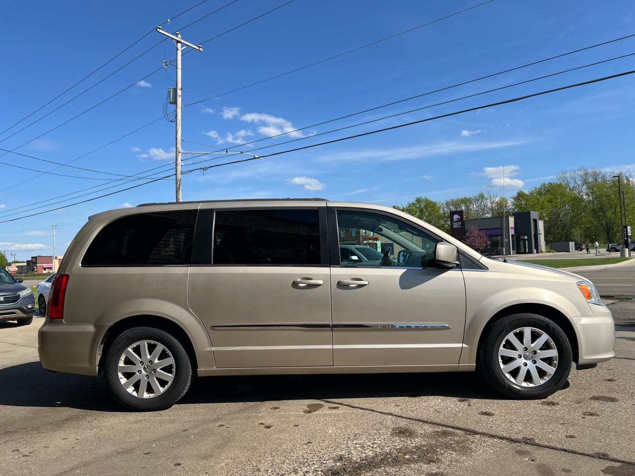Chrysler Town & Country 4dr Wgn Touring 2015