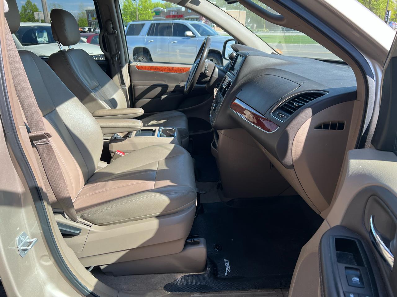 Chrysler Town & Country 4dr Wgn Touring 2015