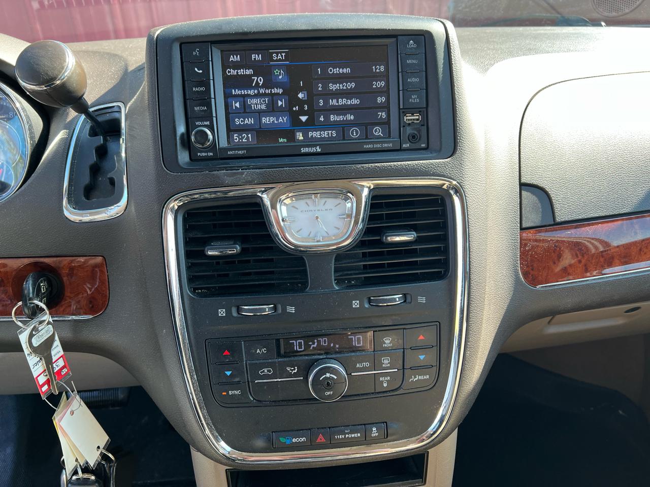 Chrysler Town & Country 4dr Wgn Touring 2015