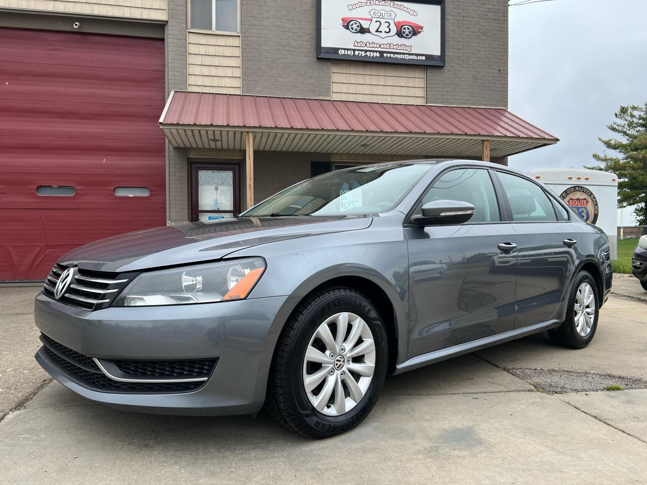Volkswagen Passat 4dr Sdn 2.5L Auto S PZEV 2012
