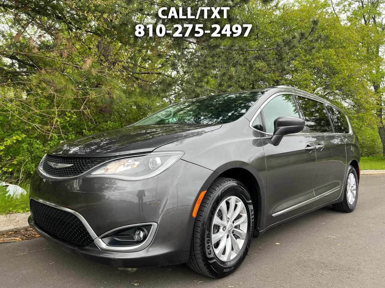 Chrysler Pacifica Touring L FWD 2018