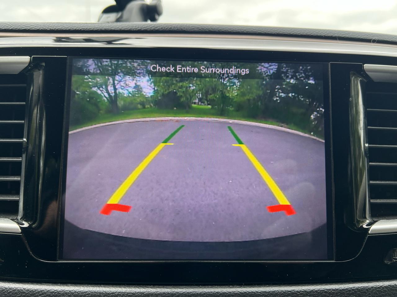 Chrysler Pacifica Touring L FWD 2018