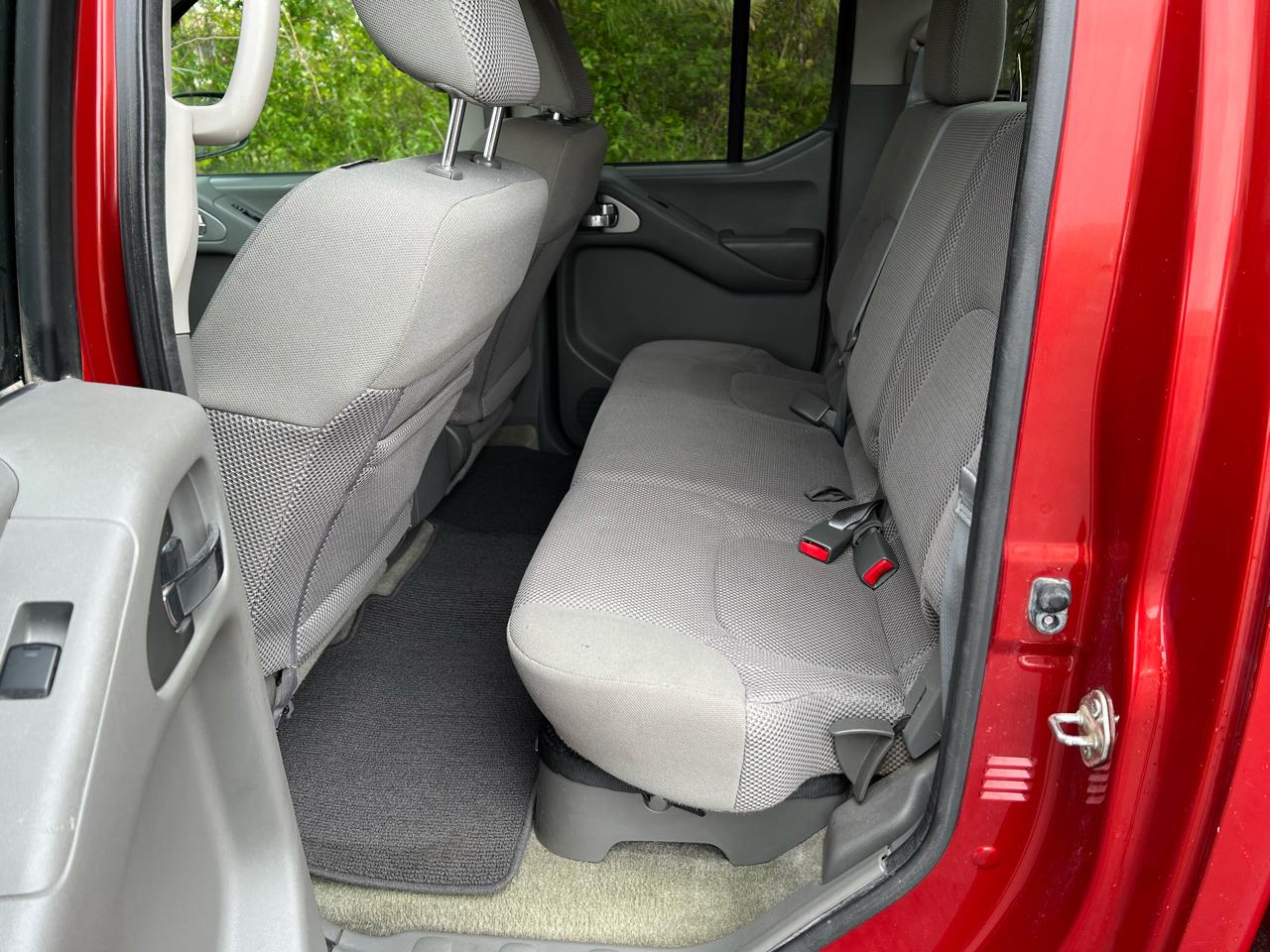 Nissan Frontier 4WD Crew Cab SWB Auto PRO-4X 2016