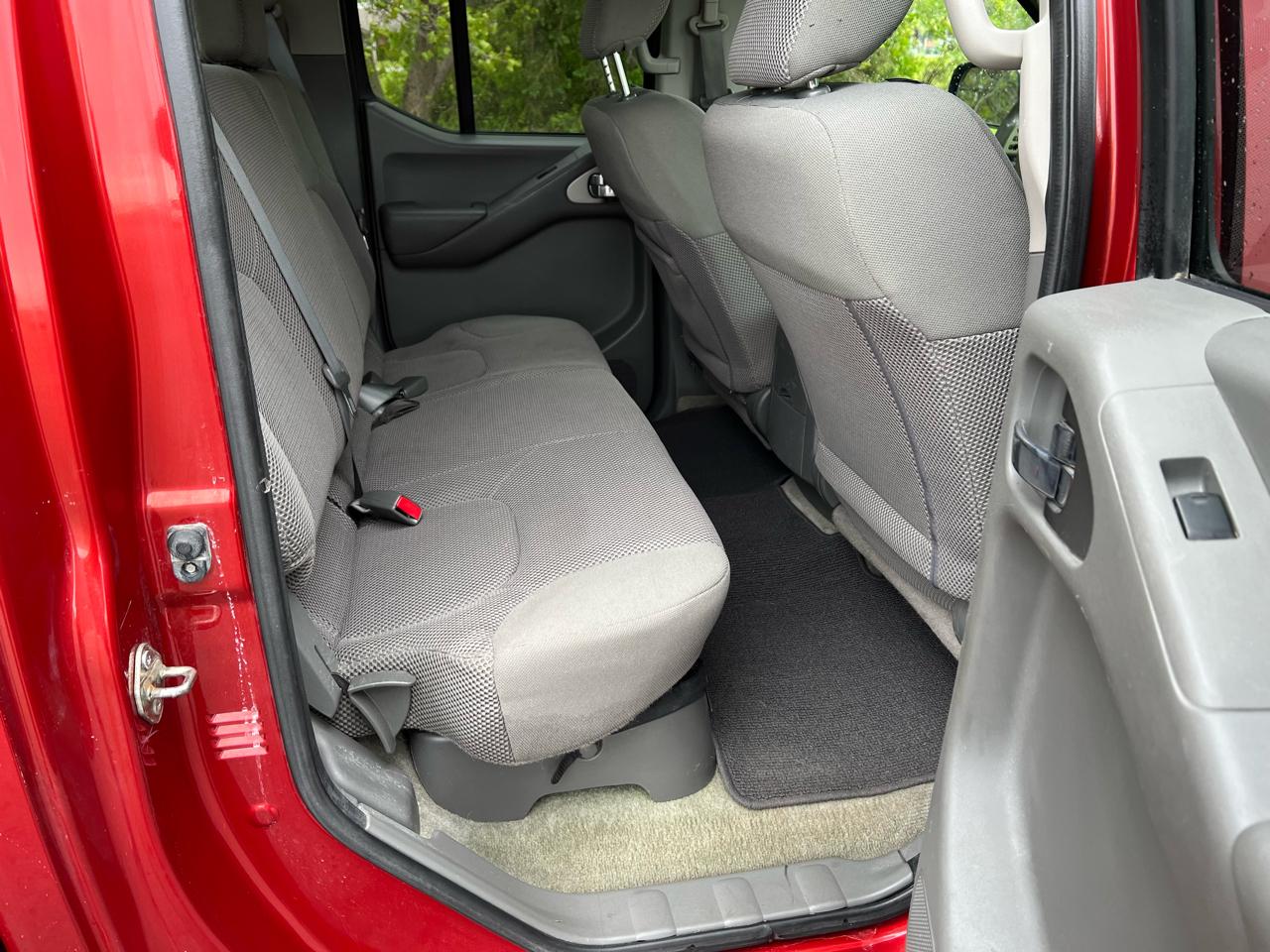 Nissan Frontier 4WD Crew Cab SWB Auto PRO-4X 2016