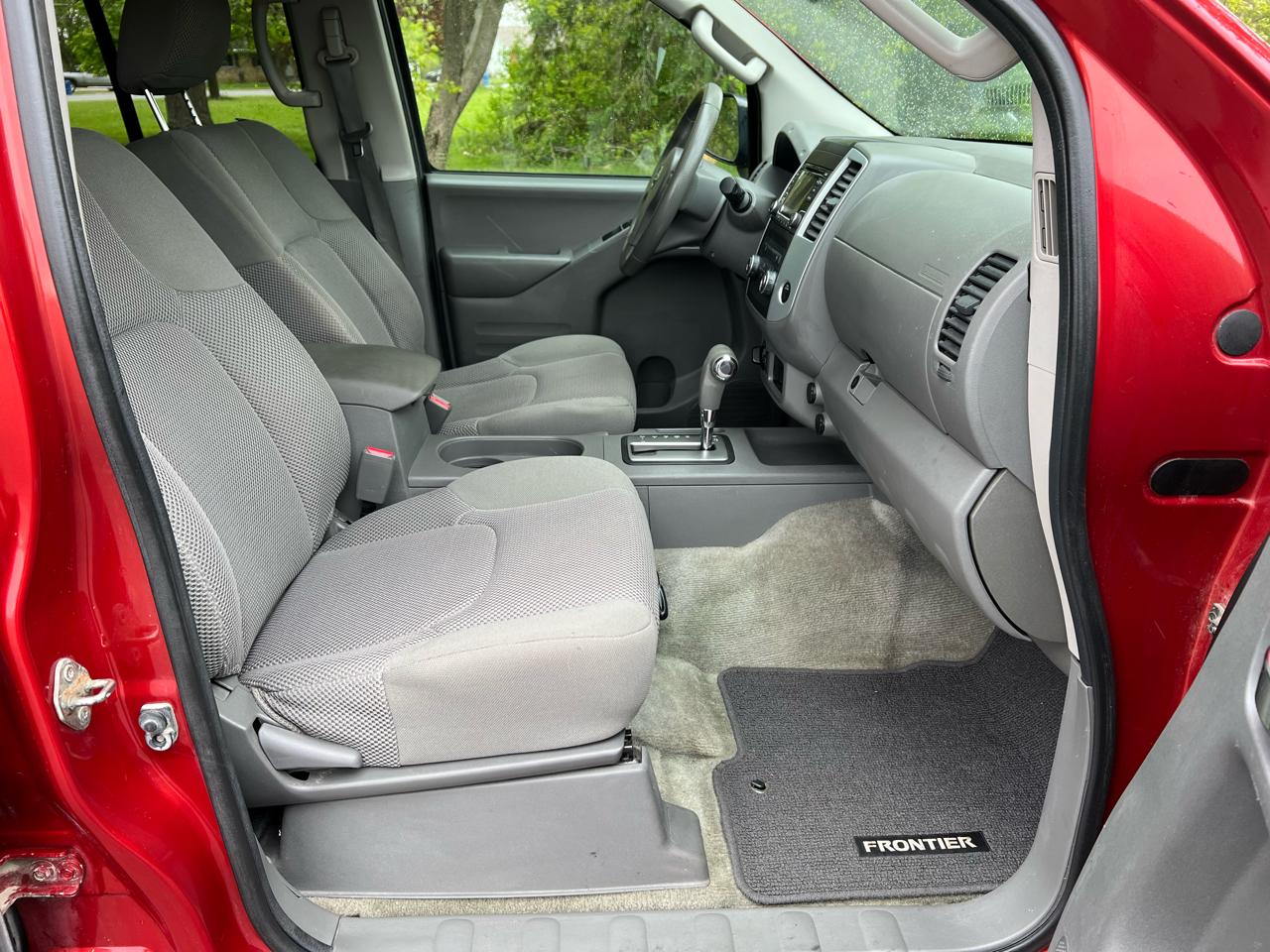Nissan Frontier 4WD Crew Cab SWB Auto PRO-4X 2016