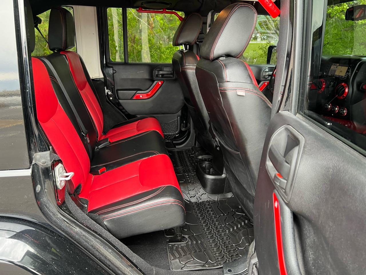 Jeep Wrangler Unlimited 4WD 4dr Rubicon X 2014