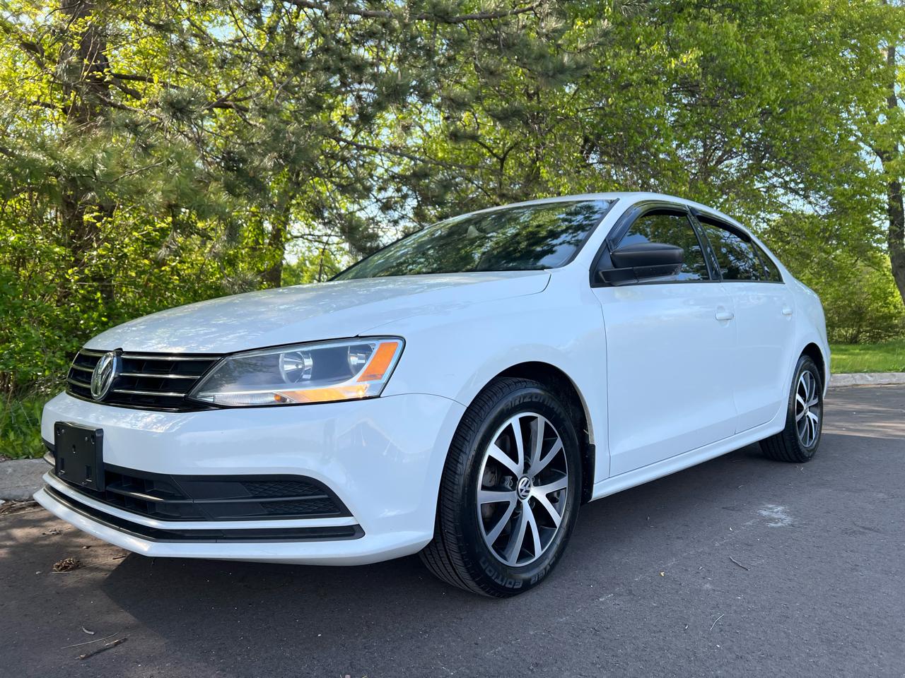 Volkswagen Jetta Sedan 4dr Auto 1.8T SE PZEV 2015