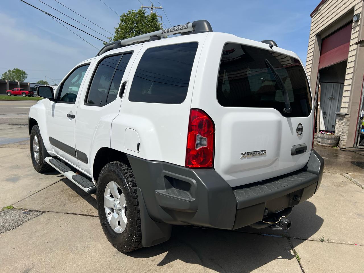 Nissan Xterra 4WD 4dr Auto S 2012