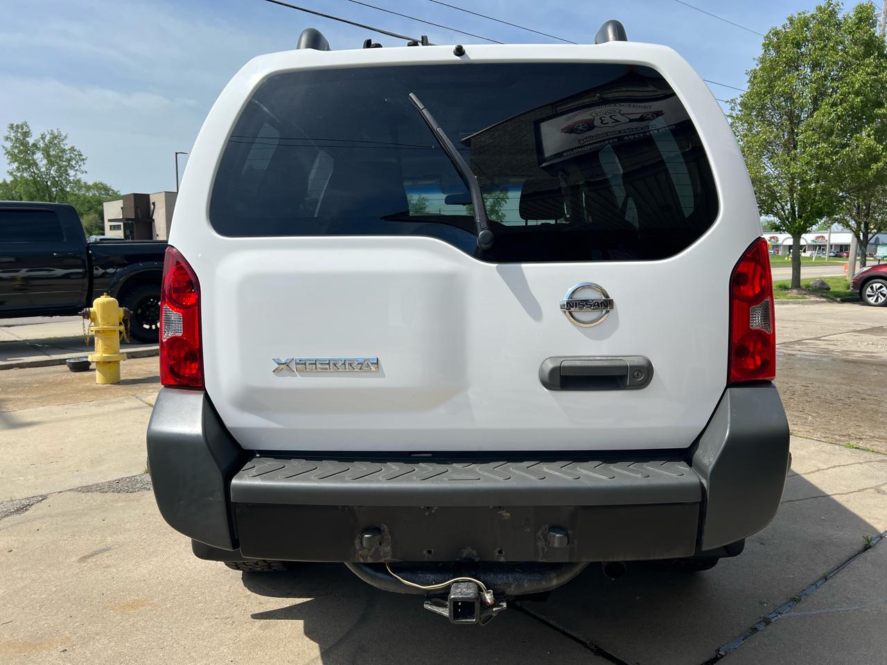 Nissan Xterra 4WD 4dr Auto S 2012
