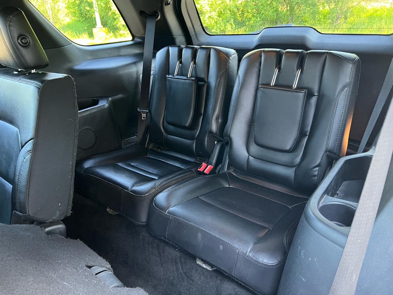 Ford Explorer XLT 4-Door 4WD 2017