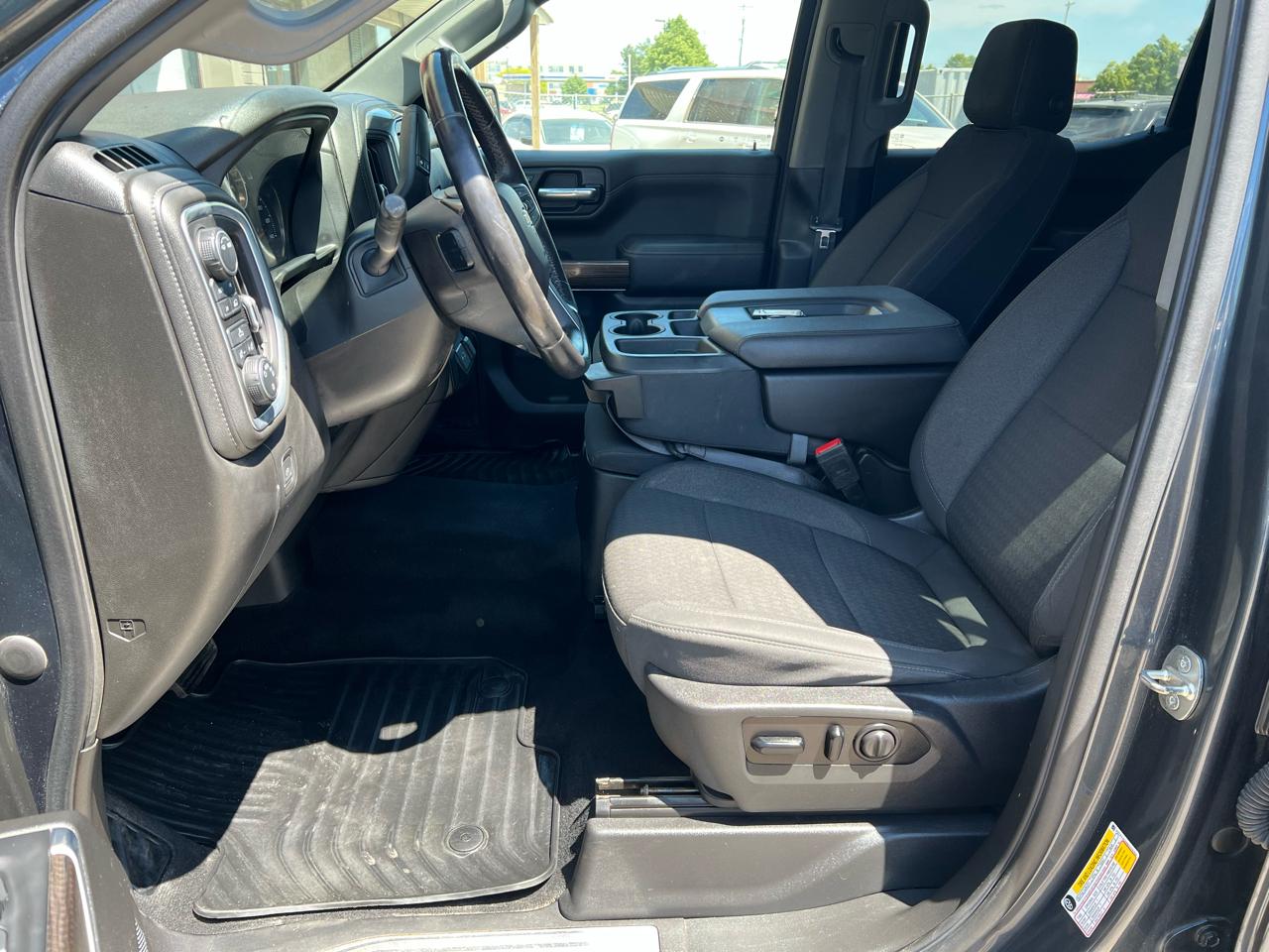 Chevrolet Silverado 1500 4WD Crew Cab 147" LT 2021
