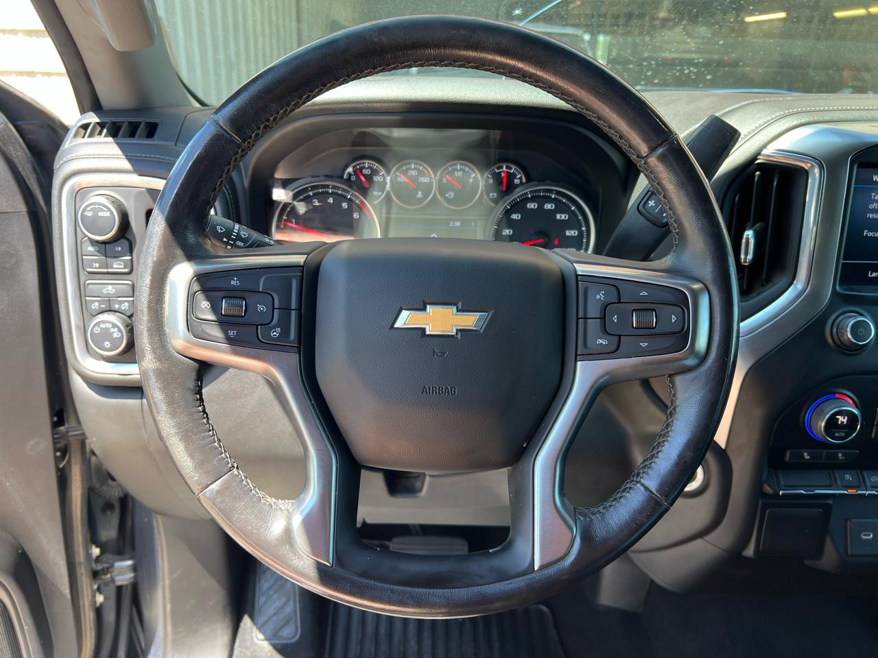 Chevrolet Silverado 1500 4WD Crew Cab 147" LT 2021