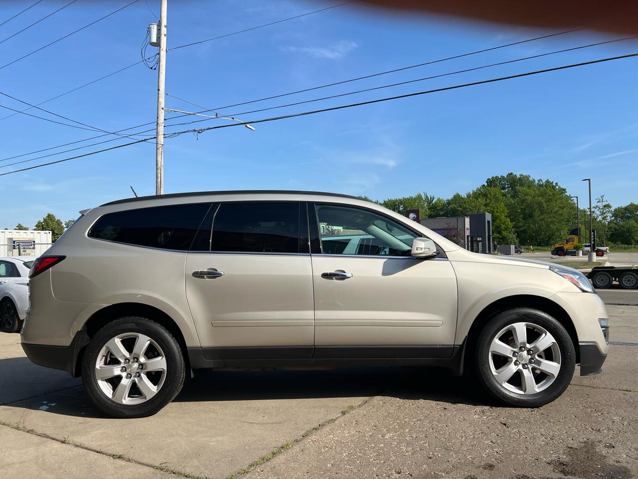 Chevrolet Traverse FWD 4dr LT w/1LT 2017