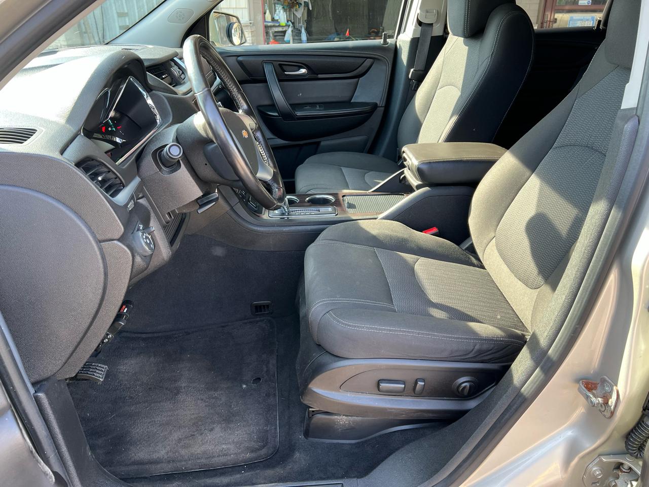 Chevrolet Traverse FWD 4dr LT w/1LT 2017