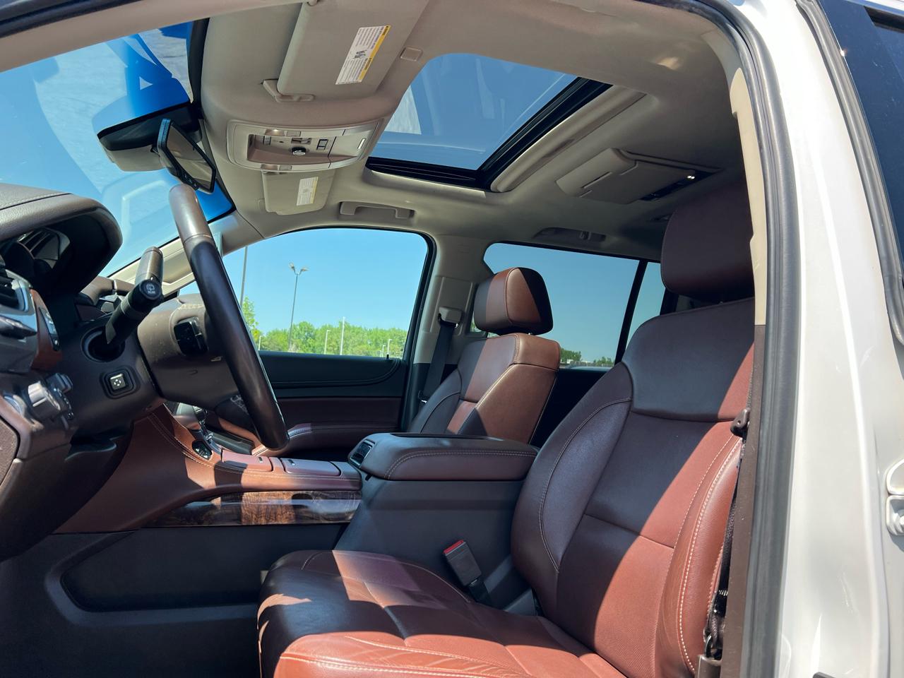 Chevrolet Suburban 4WD 4dr 1500 Premier 2017