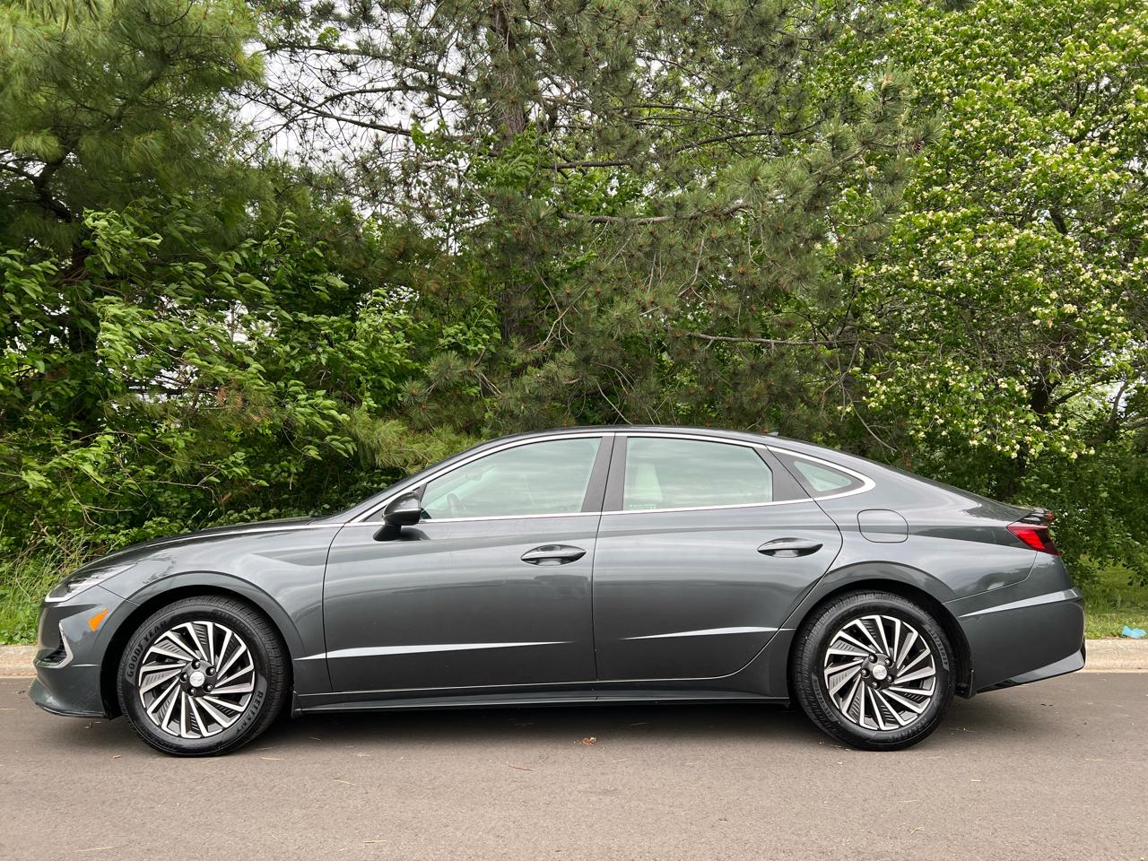 Hyundai Sonata Hybrid SEL 2.0L 2023