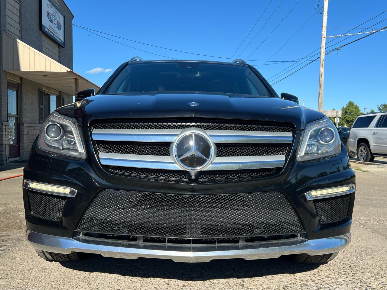 Mercedes-Benz GL 4MATIC 4dr GL 550 2016