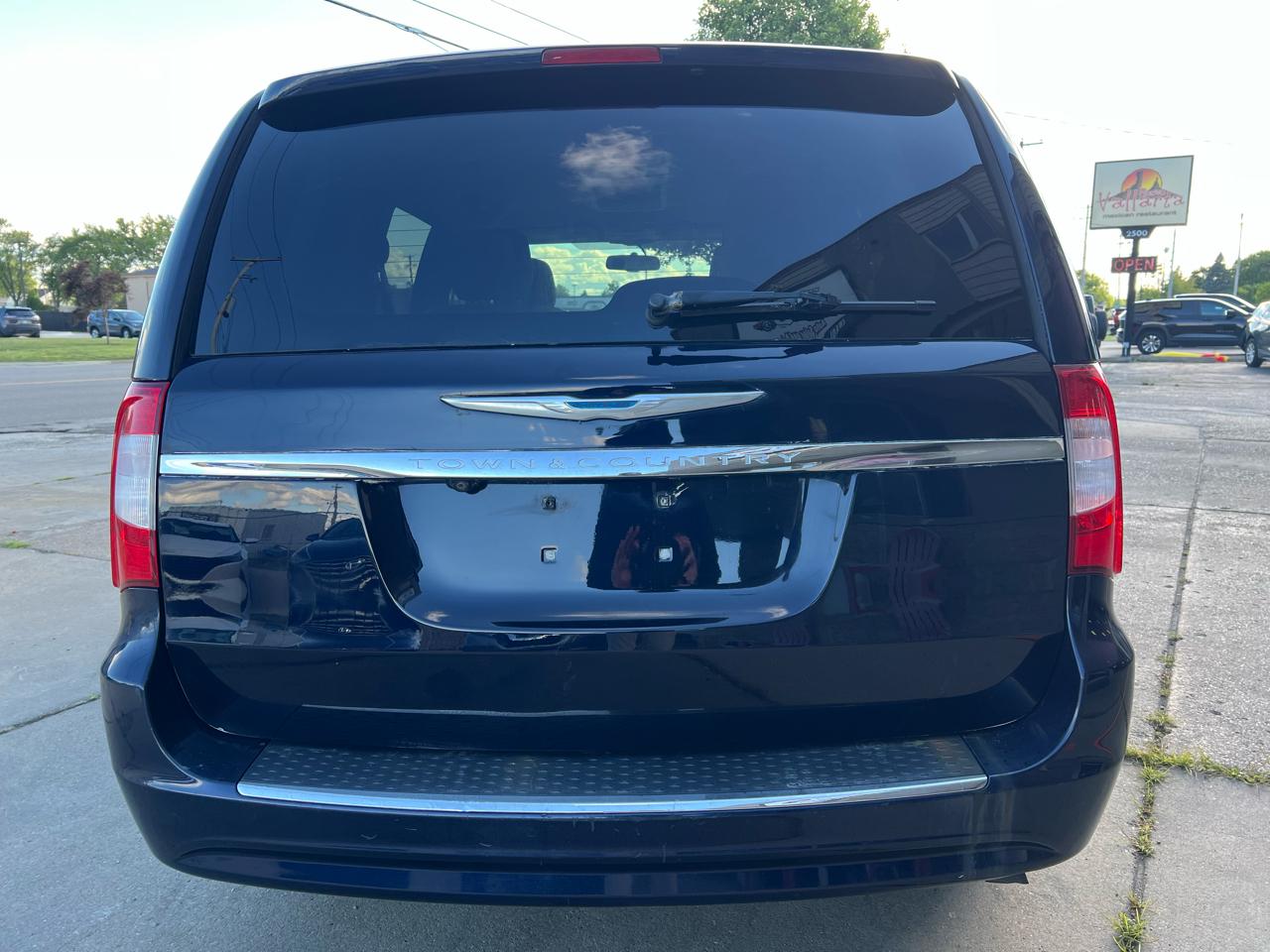 Chrysler Town & Country 4dr Wgn Touring 2015