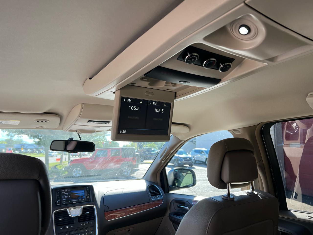 Chrysler Town & Country 4dr Wgn Touring 2015
