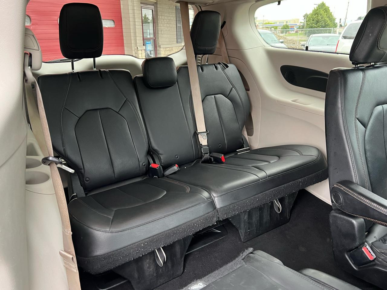 Chrysler Pacifica Touring L Plus FWD 2018