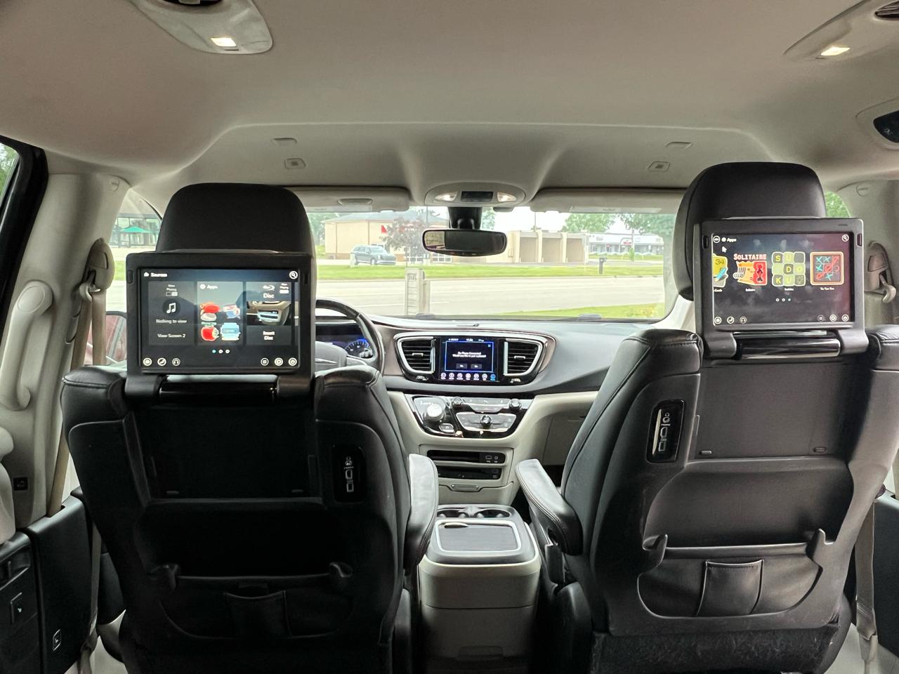 Chrysler Pacifica Touring L Plus FWD 2018