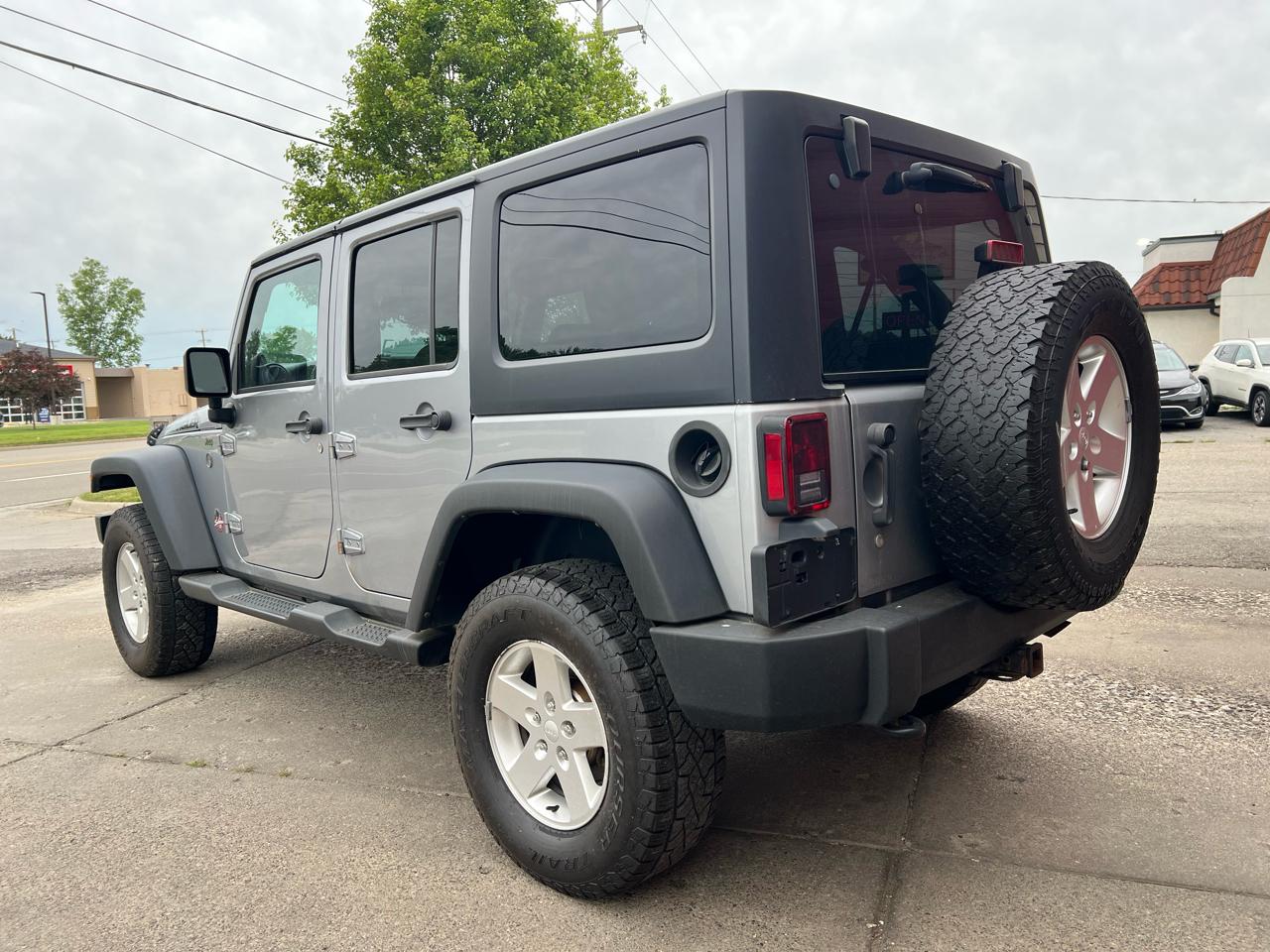 Jeep Wrangler Unlimited 4WD 4dr Sport 2014