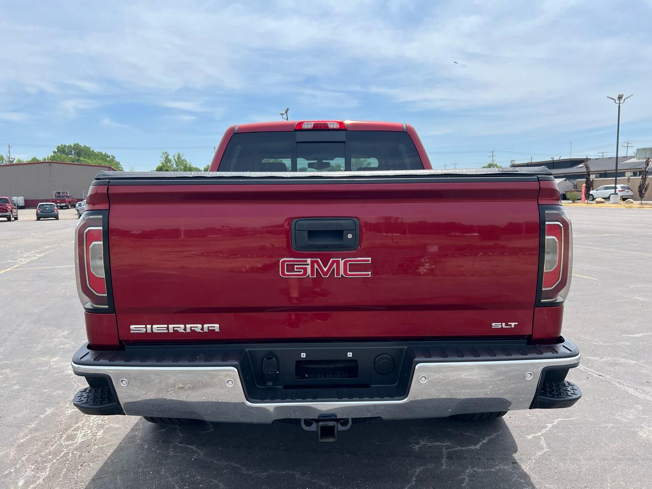 GMC Sierra 1500 4WD Crew Cab 143.5" SLT 2018