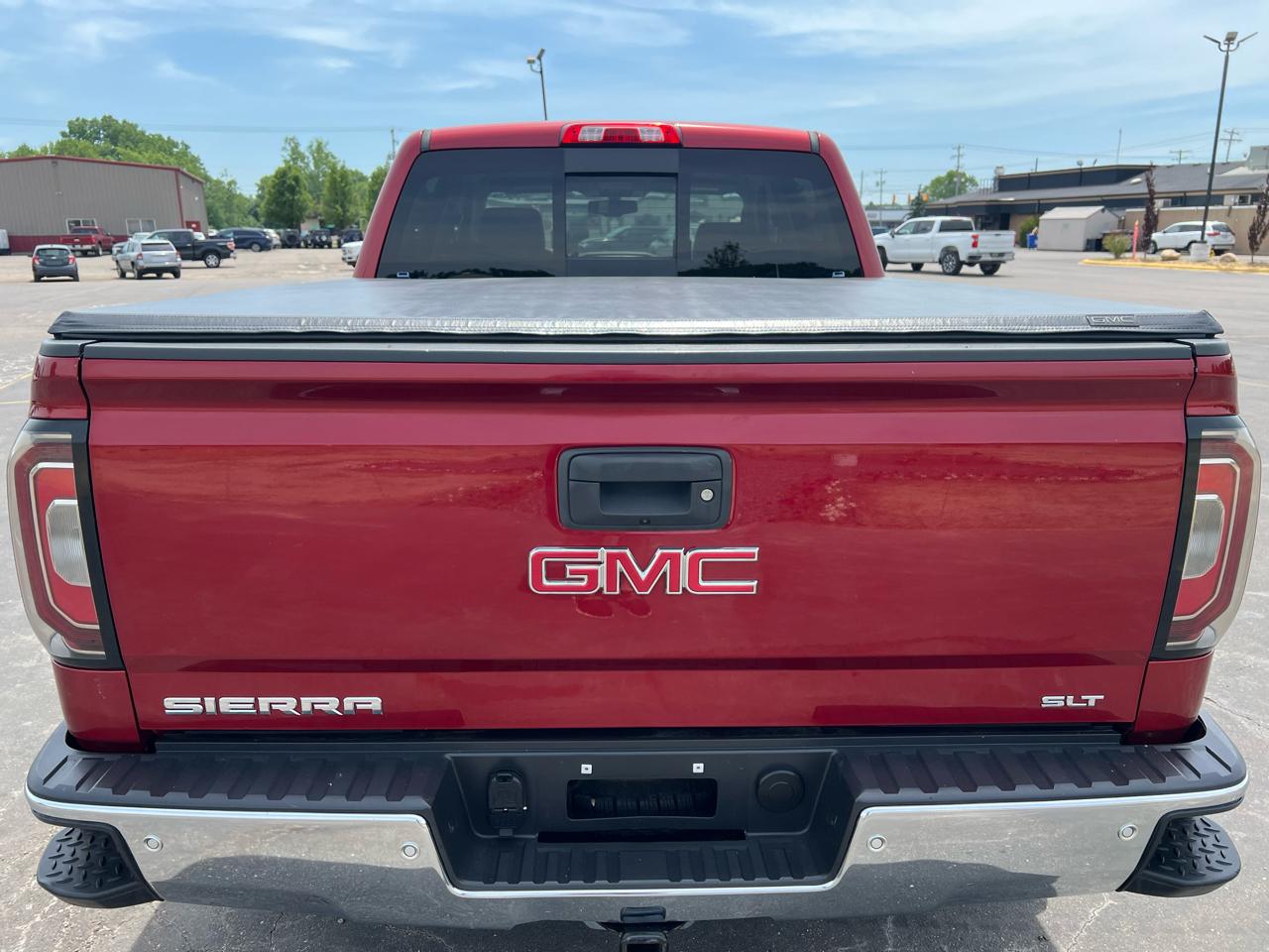 GMC Sierra 1500 4WD Crew Cab 143.5" SLT 2018
