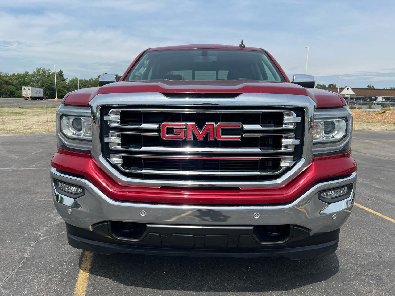 GMC Sierra 1500 4WD Crew Cab 143.5" SLT 2018