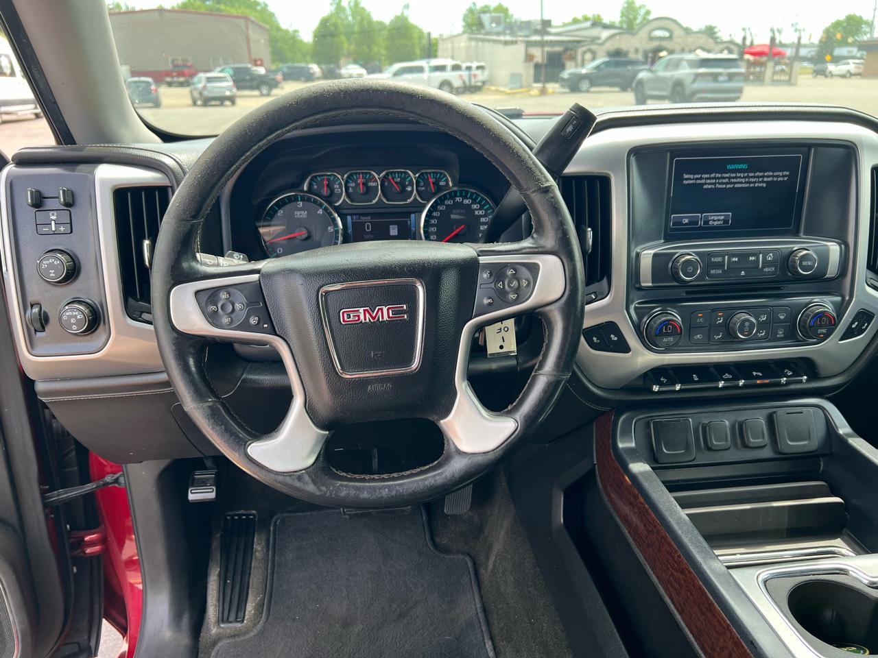 GMC Sierra 1500 4WD Crew Cab 143.5" SLT 2018