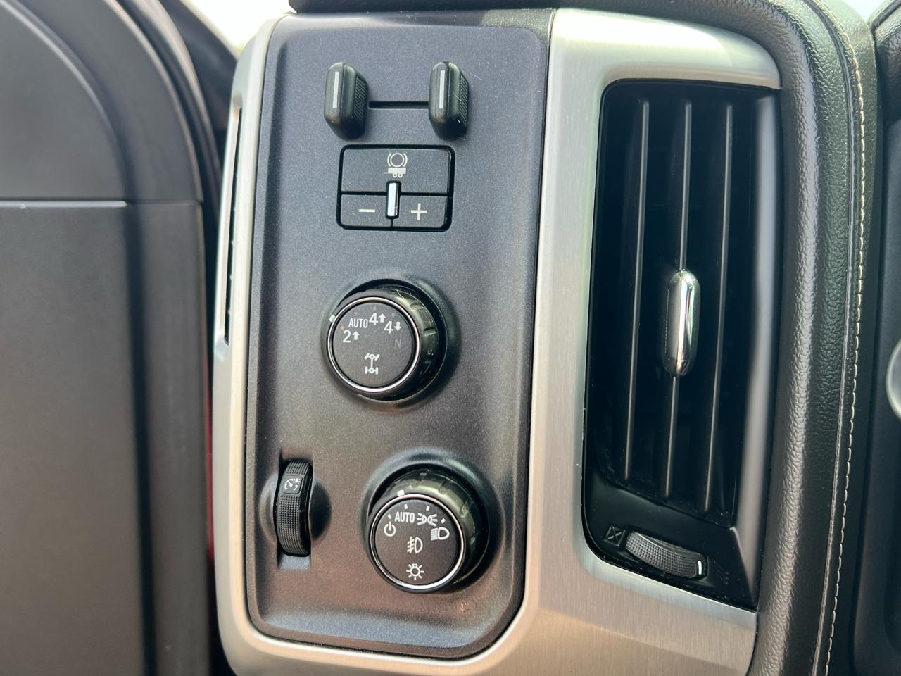 GMC Sierra 1500 4WD Crew Cab 143.5" SLT 2018