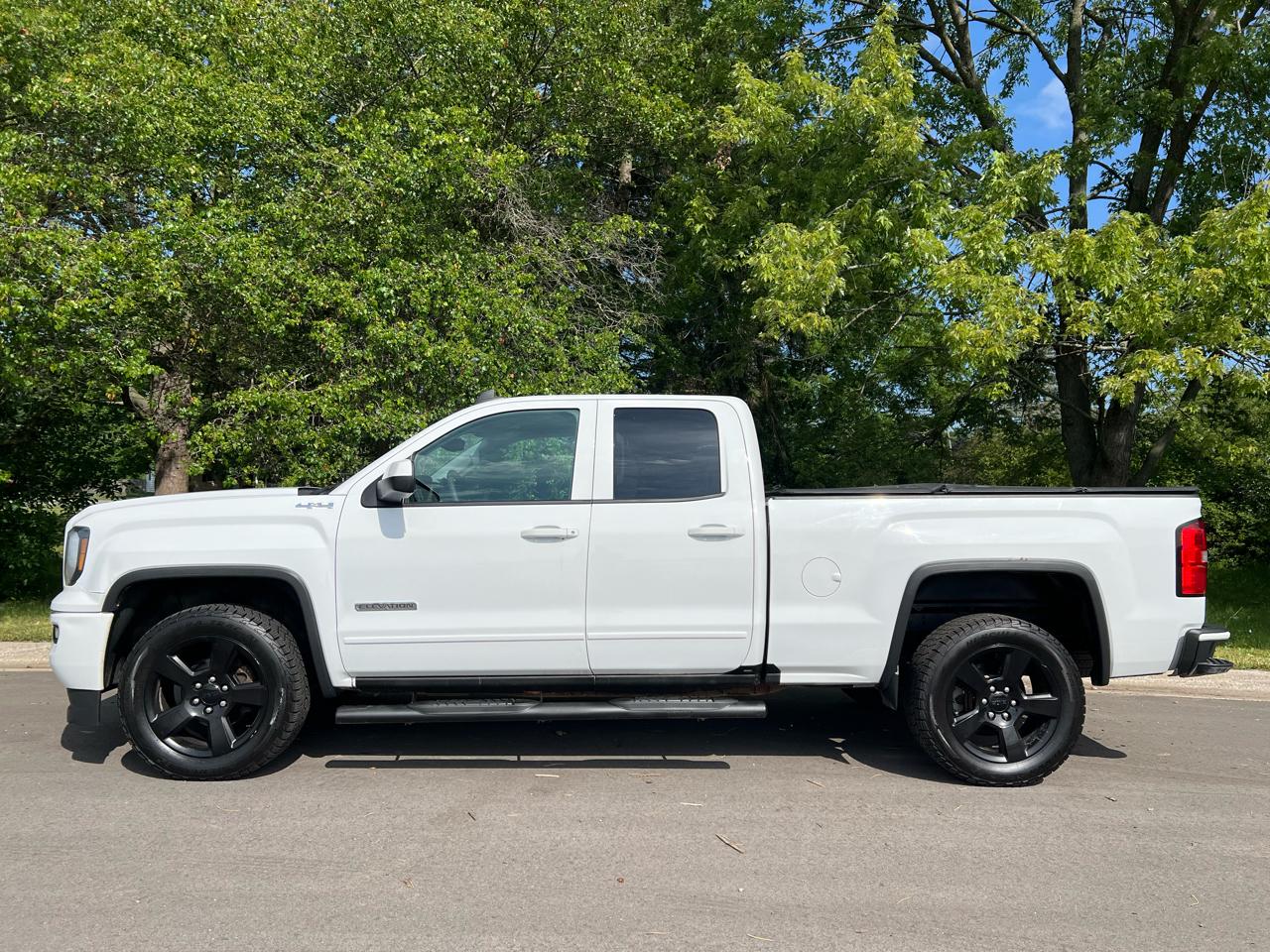 GMC Sierra 1500 4WD Double Cab 147" Elevation 2017