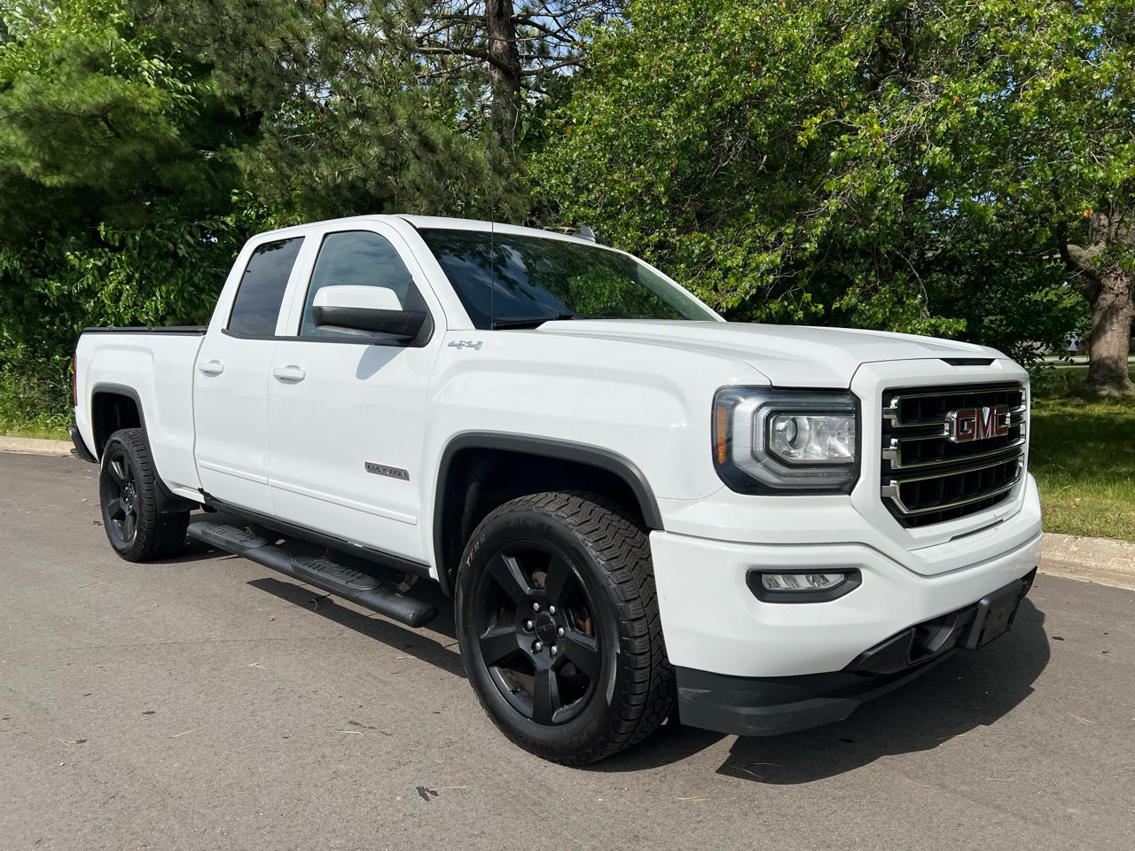 GMC Sierra 1500 4WD Double Cab 147" Elevation 2017