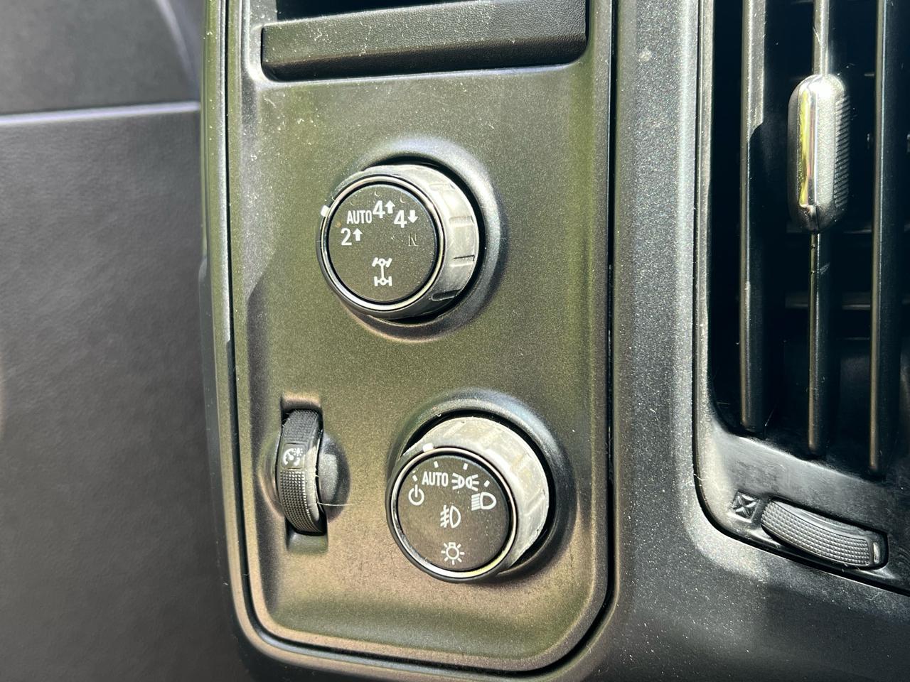 GMC Sierra 1500 4WD Double Cab 147" Elevation 2017
