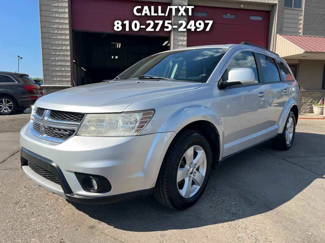 Dodge Journey FWD 4dr Mainstreet 2011