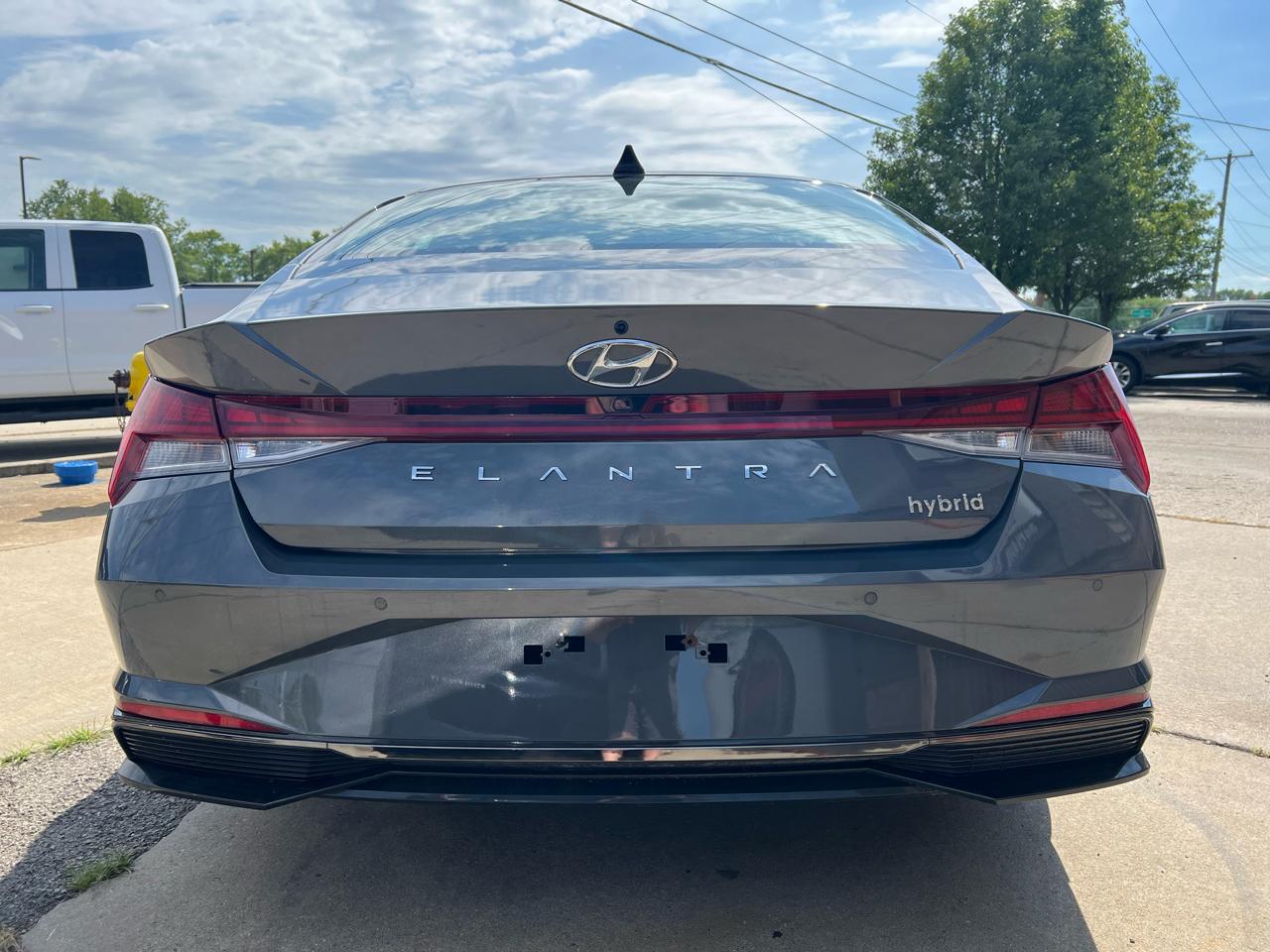 Hyundai Elantra Hybrid Limited DCT 2023