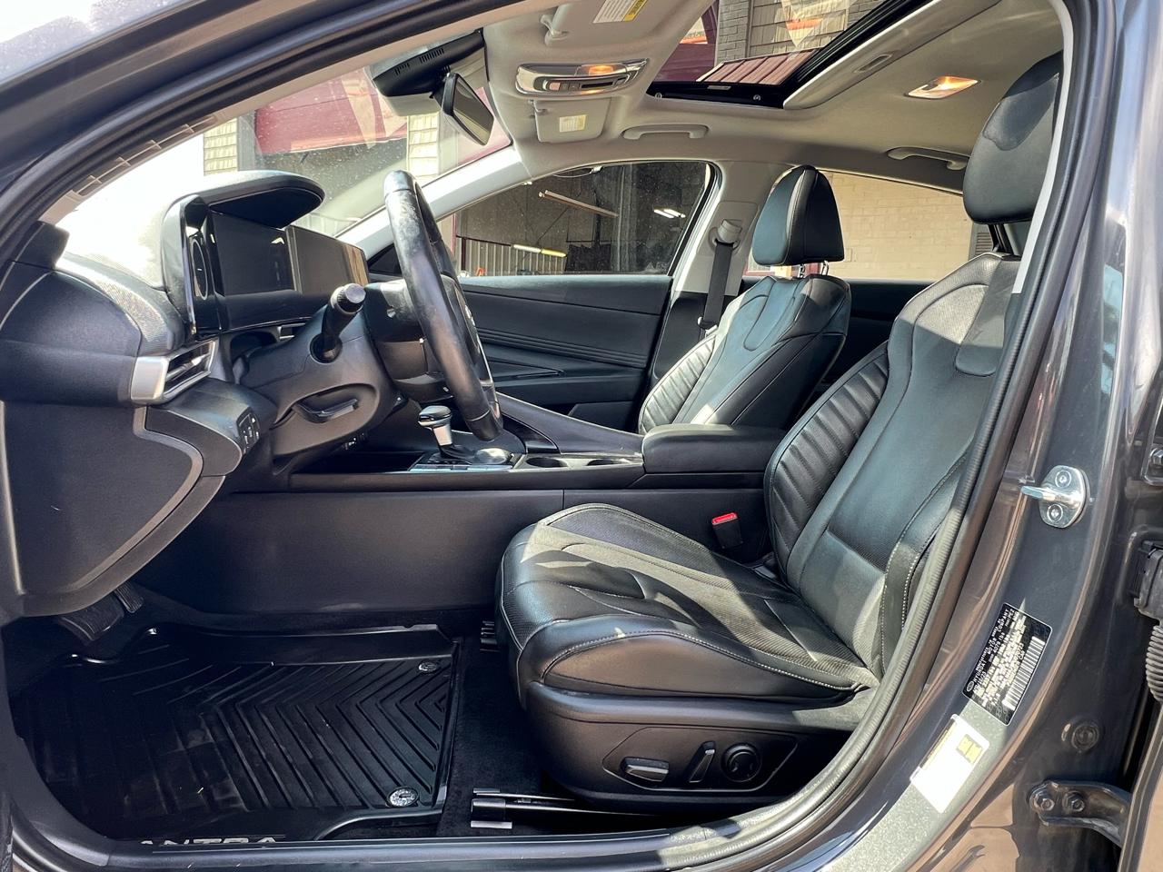 Hyundai Elantra Hybrid Limited DCT 2023