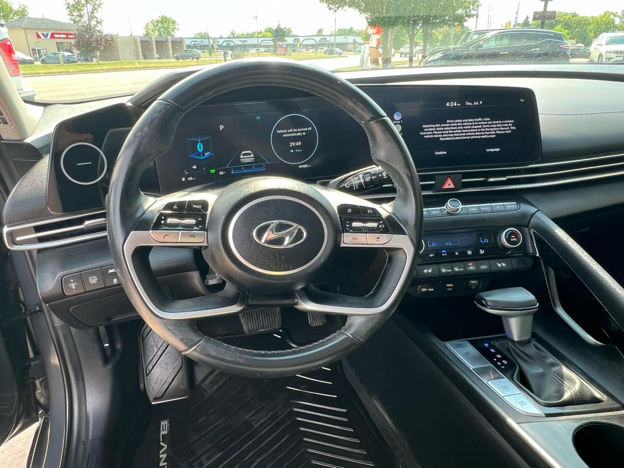 Hyundai Elantra Hybrid Limited DCT 2023