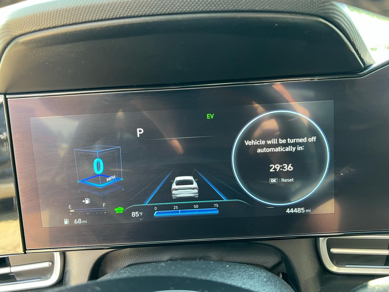 Hyundai Elantra Hybrid Limited DCT 2023