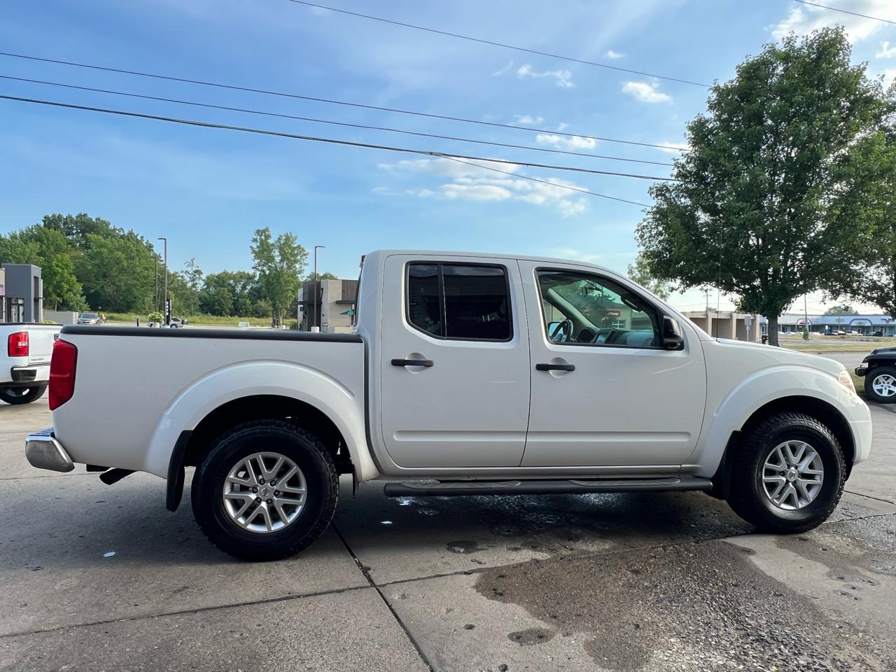 Nissan Frontier Crew Cab 4x4 SV Auto 2019