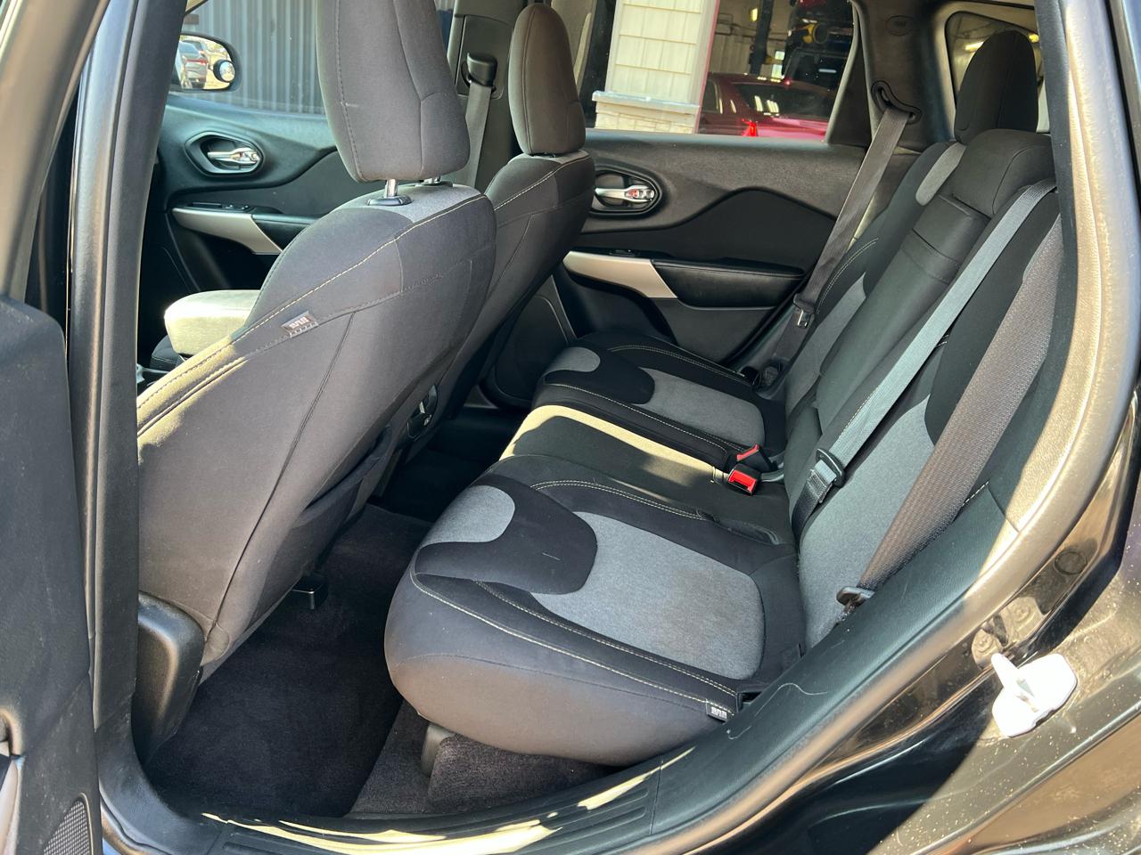 Jeep Cherokee Sport FWD 2018