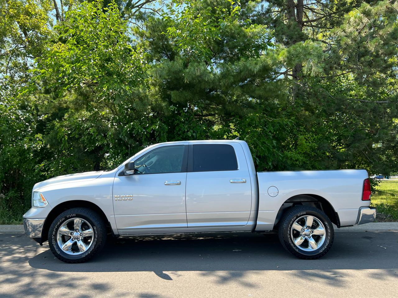RAM 1500 Big Horn 4x4 Crew Cab 5'7" Box 2018