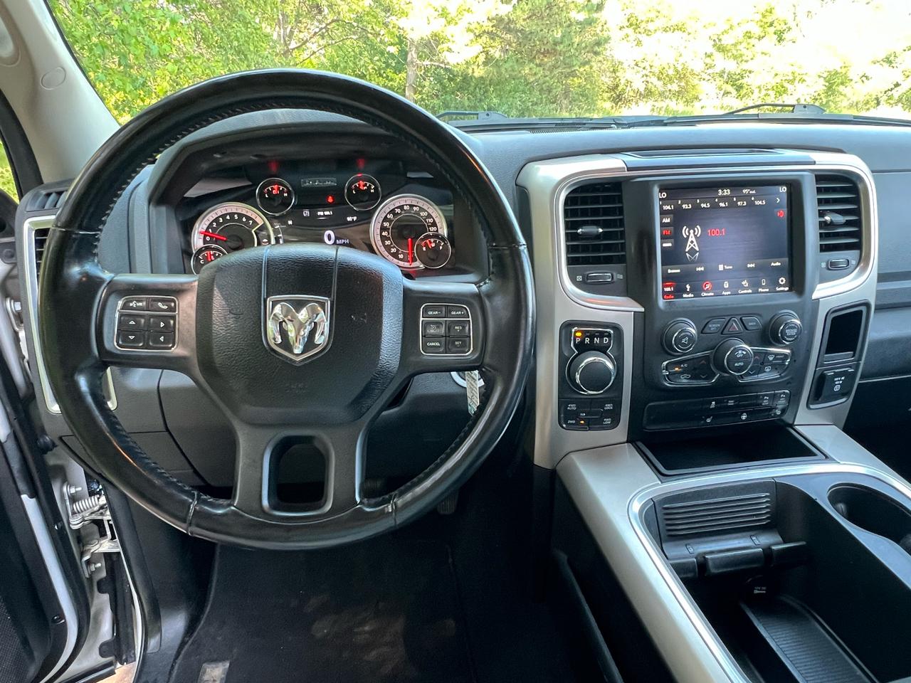 RAM 1500 Big Horn 4x4 Crew Cab 5'7" Box 2018