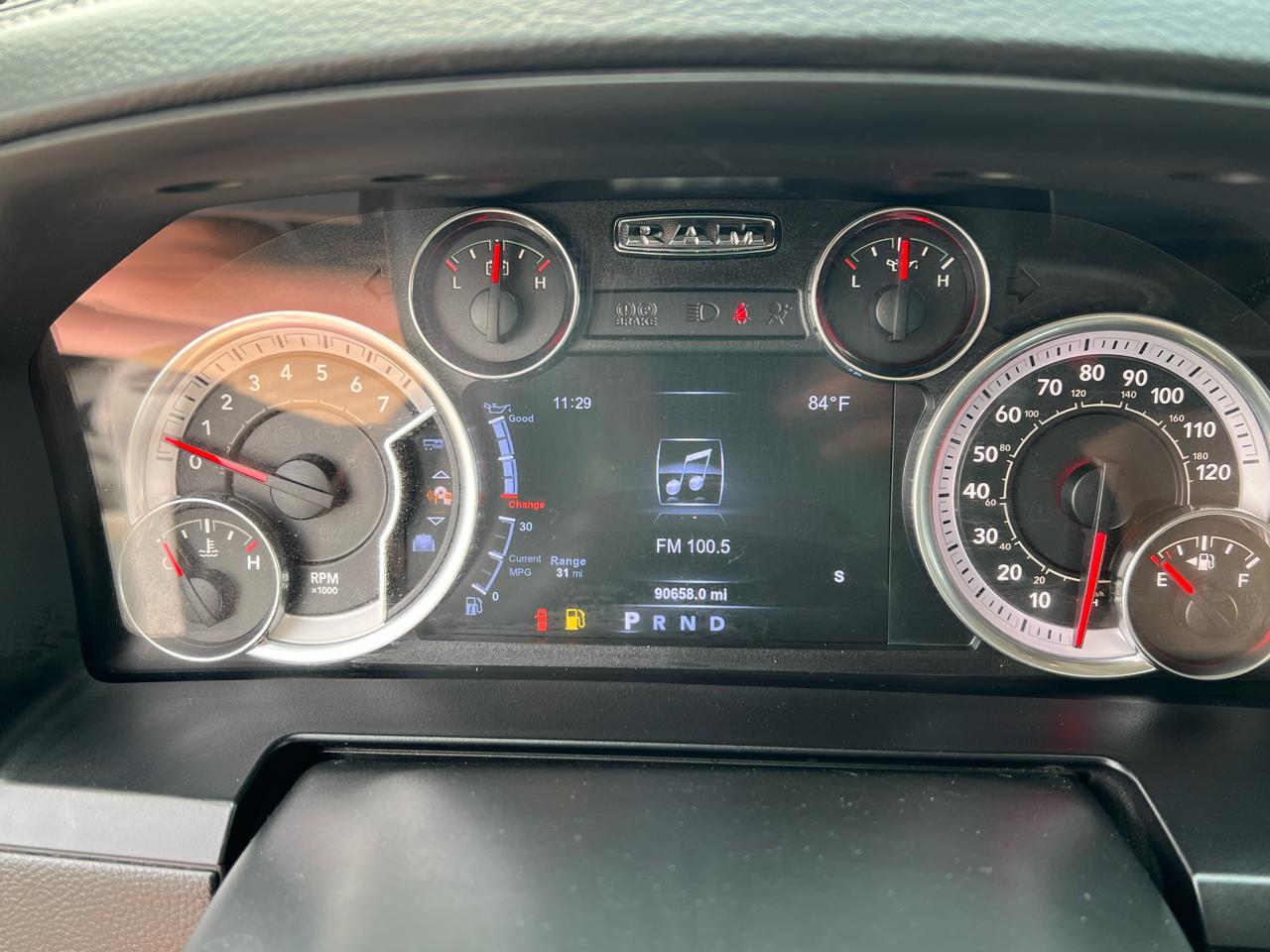 RAM 1500 4WD Crew Cab 149" Sport 2017