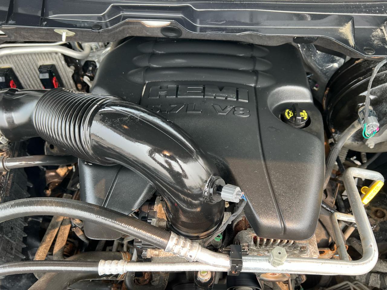 RAM 1500 4WD Crew Cab 149" Sport 2017