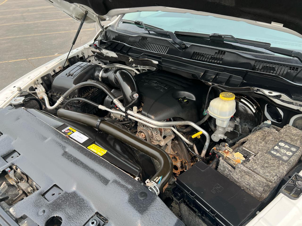 RAM 1500 4WD Crew Cab 149" Sport 2017